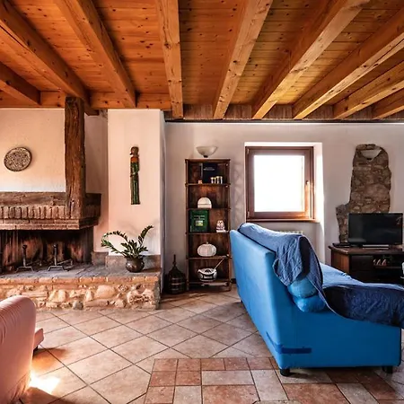 Ferienhaus Rustico Bertel San Zeno di Montagna